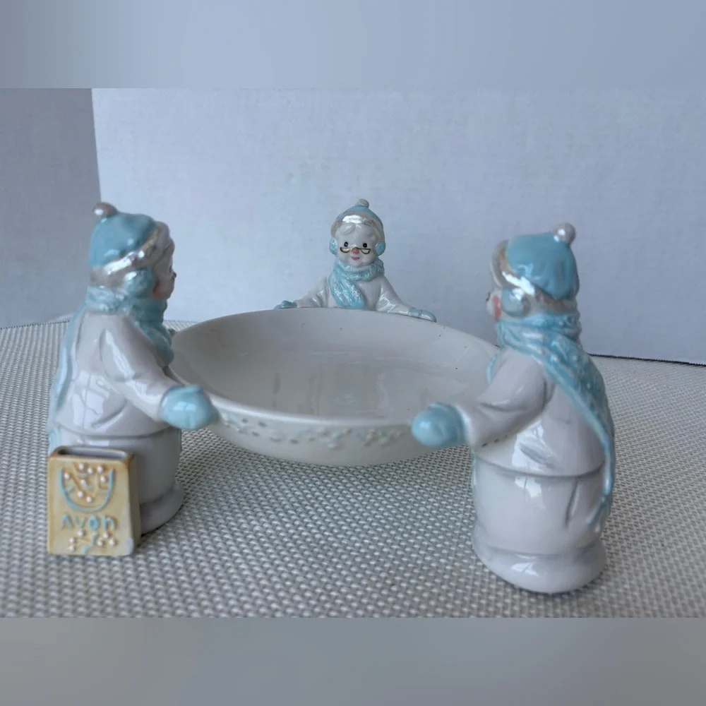 2002 Avon President's Club Holiday Gift Collection 